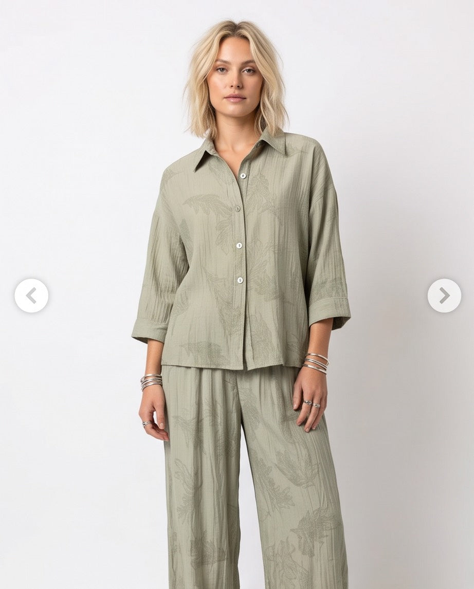 The Fern Frond Shirt in Pistachio