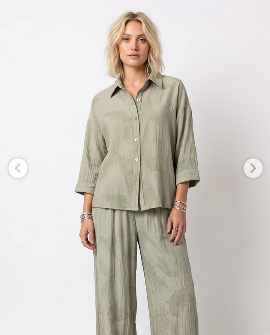 The Fern Frond Shirt in Pistachio