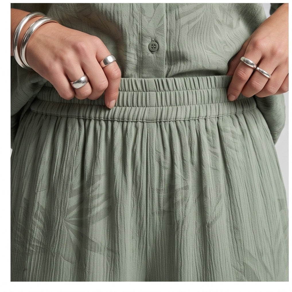 The Fern Frond Pants in Pistachio